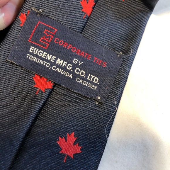 Vintage Men’s Neckties Red Navy Tones Vintage - Picture 12 of 15